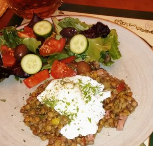 Lentils herbs ham egg hat