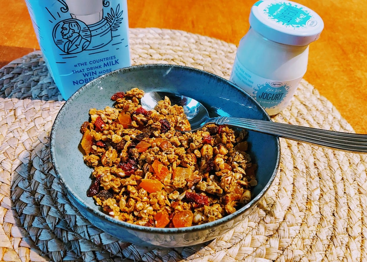 homemade-granola-2
