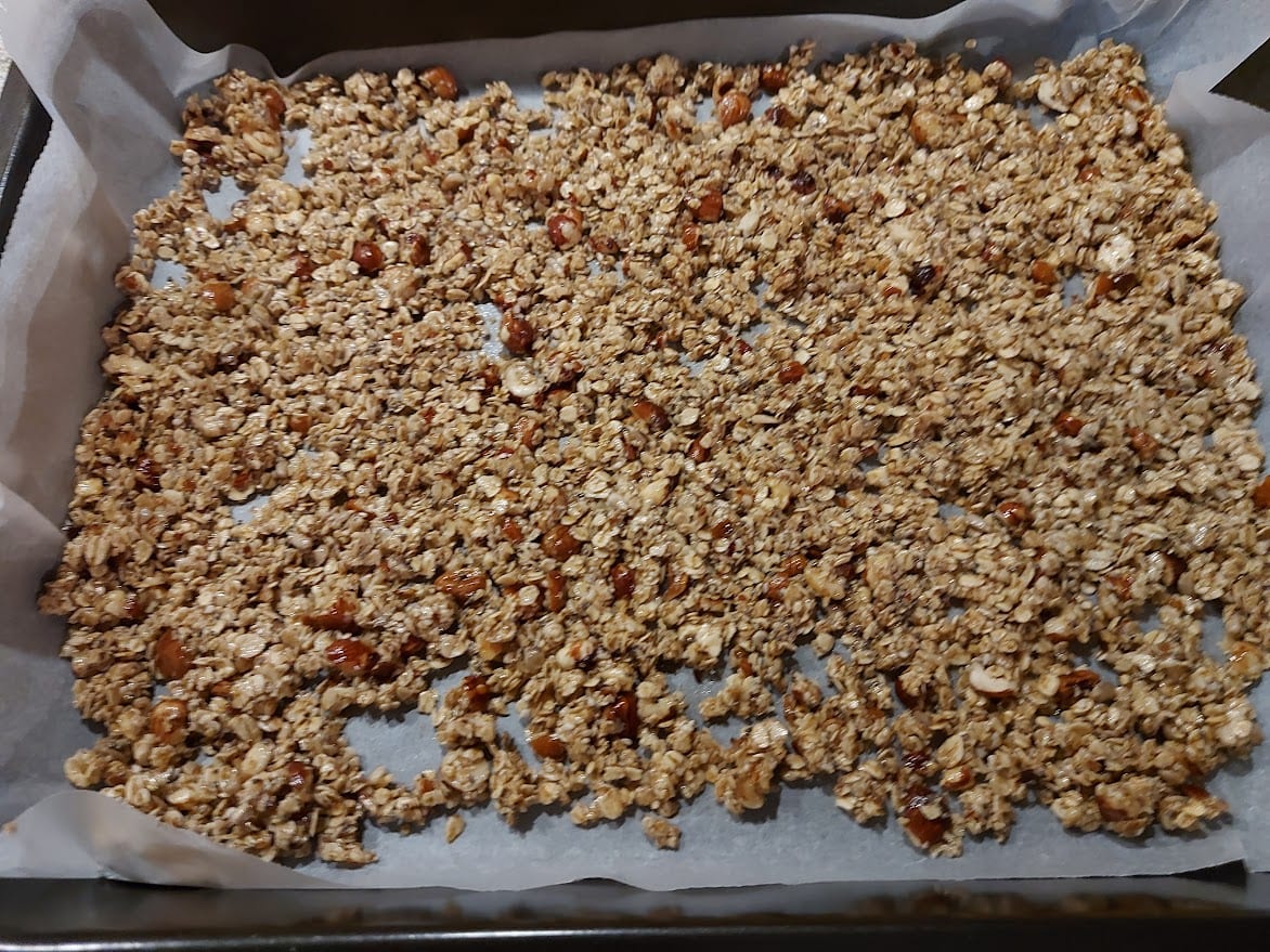 homemade-granola-before-oven-1